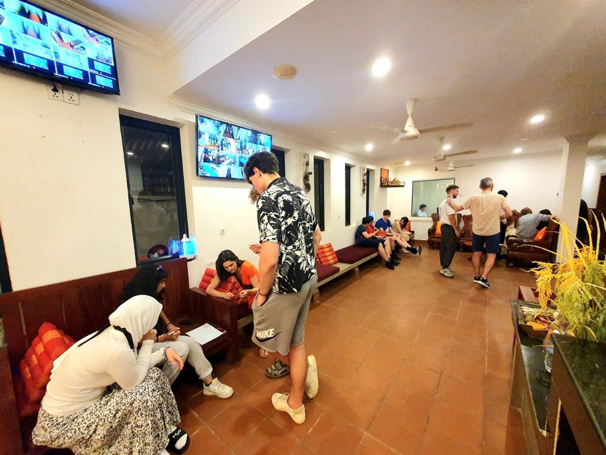 Darling Pub Hostel Ciudad de Siem Riep Exterior foto