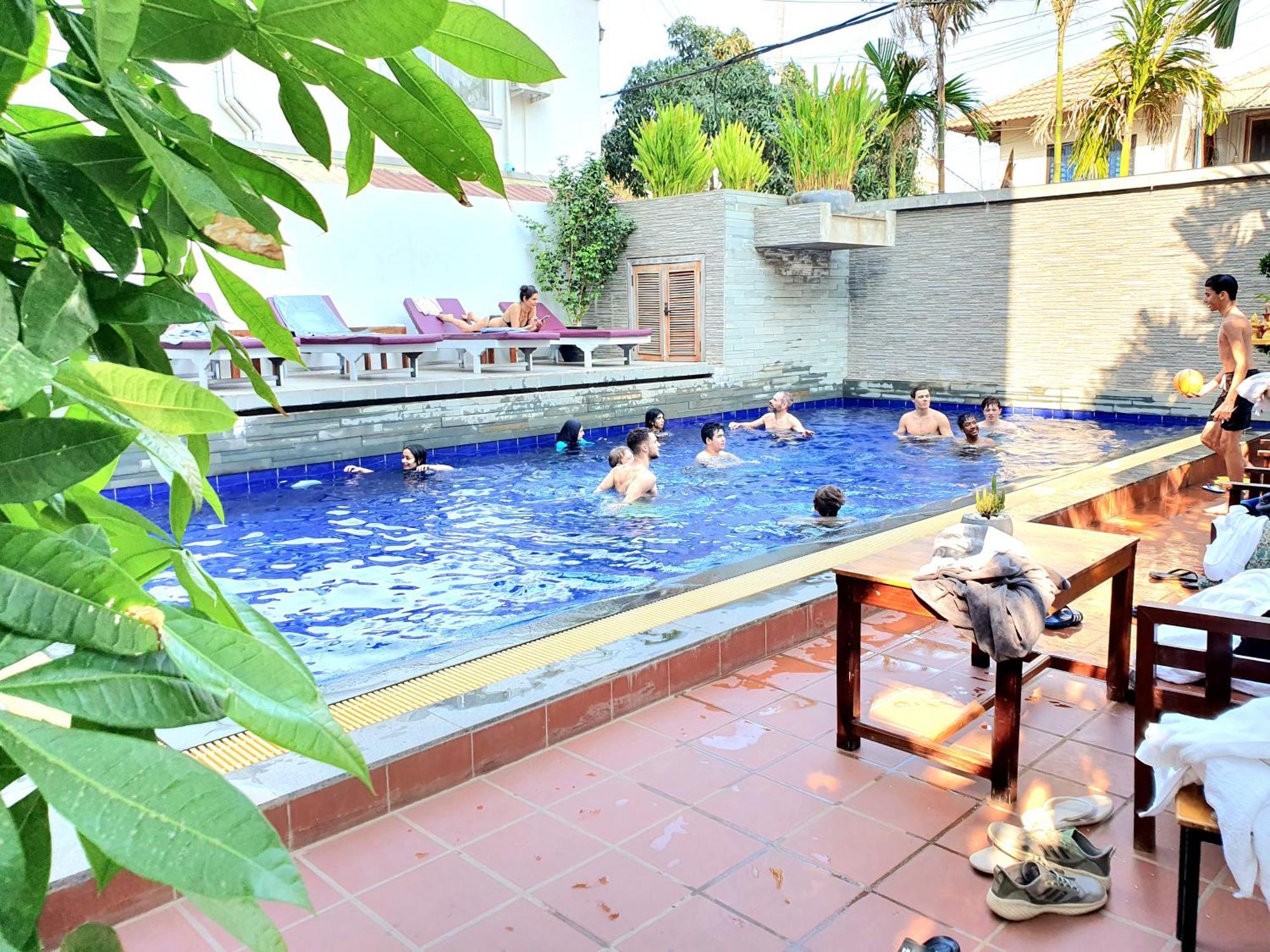 Darling Pub Hostel Ciudad de Siem Riep Exterior foto
